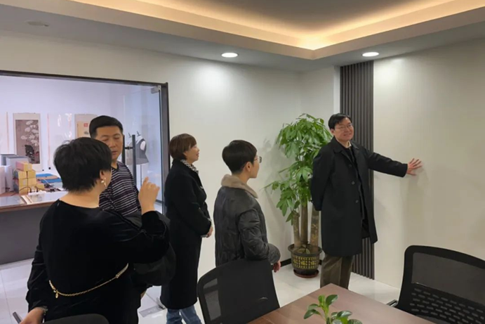 Tianjin city leaders visited and inspected SmartMind semiconductor heating material